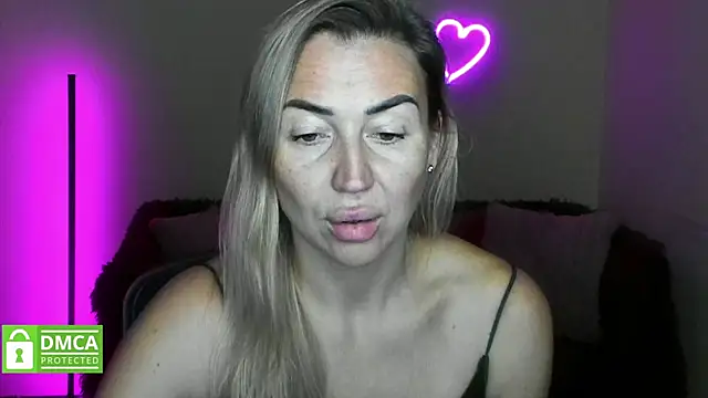 Kiss julli88I online show from 11/15/25, 06:28