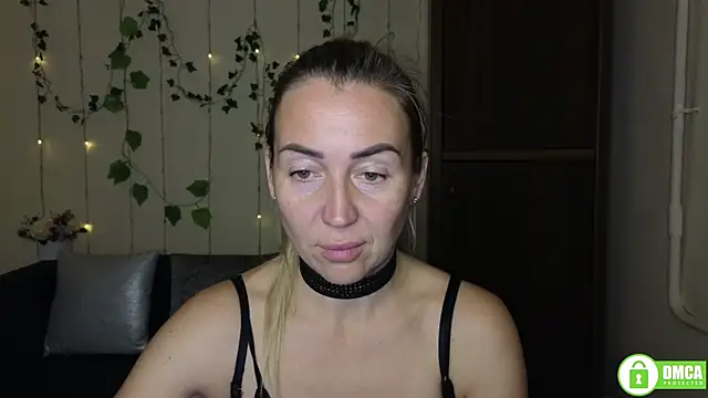 Kiss julli88I online show from 11/03/25, 06:33