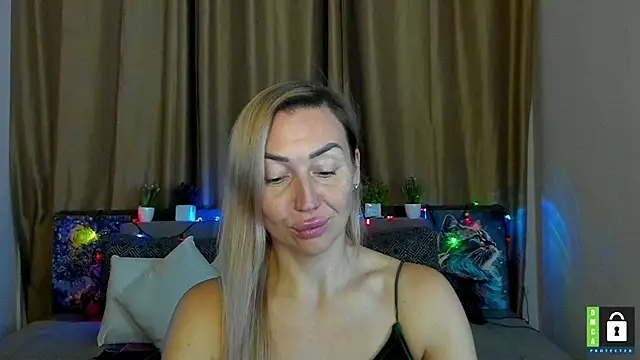 Kiss julli88I online show from 12/13/25, 08:04