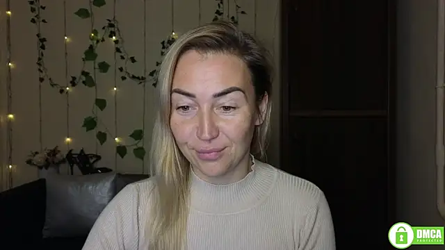 Kiss julli88I online show from 11/10/25, 06:35