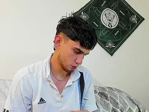 samevansx  online show from 02/07/26, 08:06