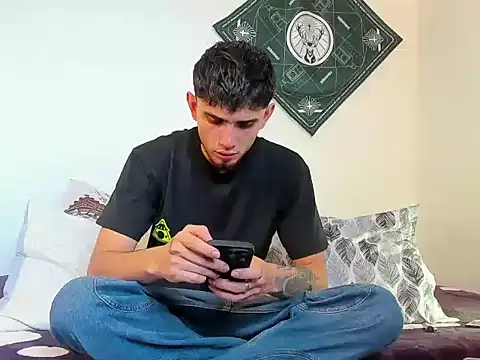 samevansx  online show from 02/09/26, 01:31