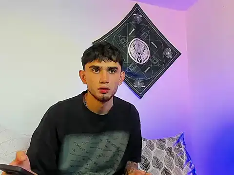 samevansx  online show from 02/10/26, 01:32