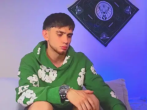 samevansx  online show from 11/24/25, 06:19