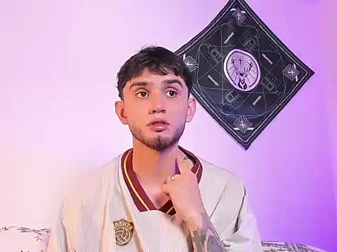 samevansx  online show from 03/28/26, 05:36