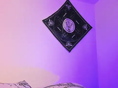 samevansx  online show from 03/27/26, 09:16