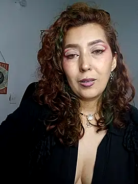 Luz delunaa online show from 01/05/26, 09:18