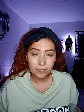 Luz delunaa online show from 03/12/25, 02:52