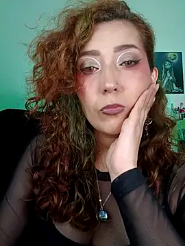 Snapshot of Luz_delunaa chatting on 03/18/26, 02:48 Luz delunaa online show from 03/18/26, 02:48