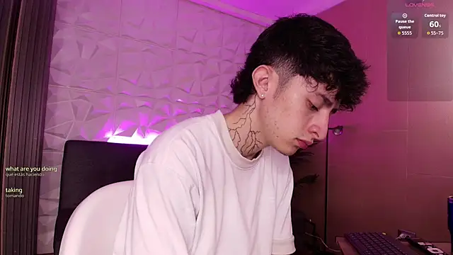 troy rouge online show from 12/15/25, 07:31