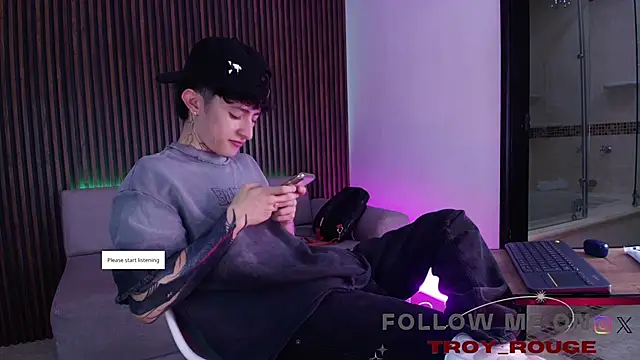 troy rouge online show from 11/03/25, 07:28