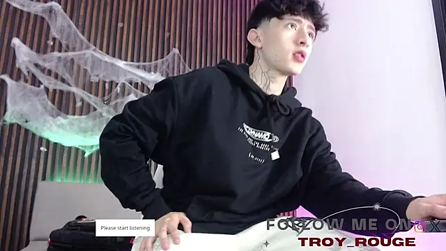 troy rouge online show from 10/24/25, 07:46