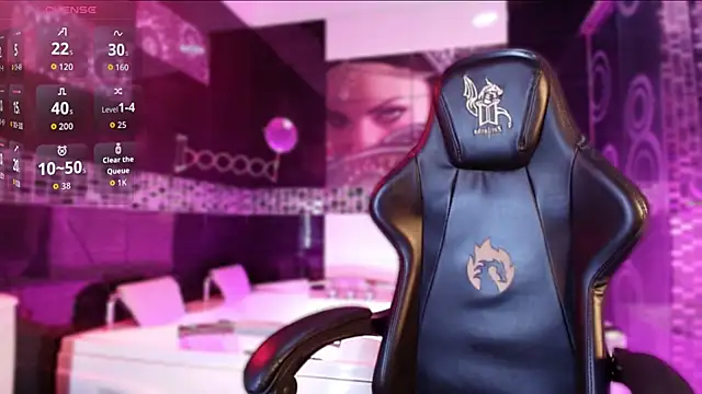 Small Hot19 online show from 03/28/26, 11:11