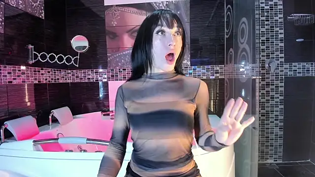 Snapshot of Small_Hot19 chatting on 10/10/25, 10:16 Small Hot19 online show from 10/10/25, 10:16