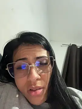 Snapshot of jheicylli chatting on 06/14/26, 02:24 jheicylli online show from 06/14/26, 02:24