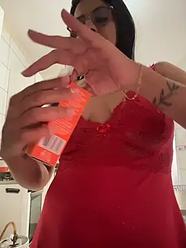 jheicylli online show from 05/26/26, 05:55