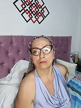 AlessandraLeroy online show from 11/23/25, 03:05