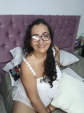 AlessandraLeroy online show from 10/29/25, 02:10