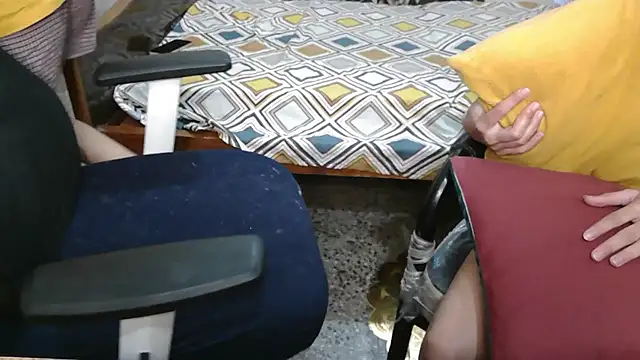 NaughtyThrouple007 online show from 10/13/25, 12:34