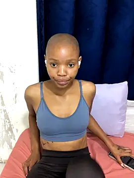 BondiBitch online show from 11/06/25, 12:42