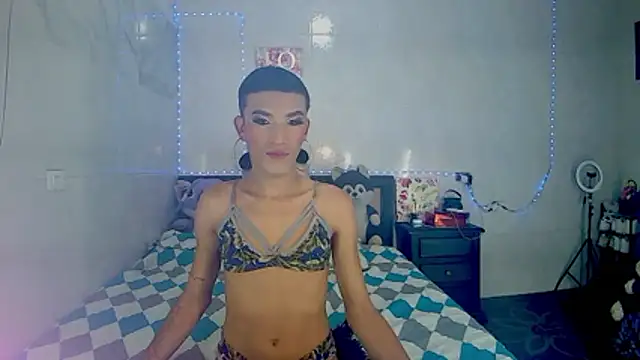 KimberlyXtreme online show from 11/04/25, 06:55