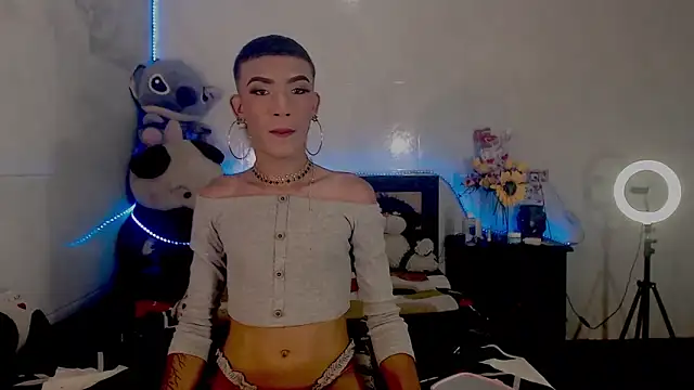 Snapshot of KimberlyXtreme chatting on 09/10/25, 02:21 KimberlyXtreme online show from 09/10/25, 02:21