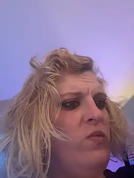 KITTYBOOBOOFUXX online show from 04/16/26, 04:46