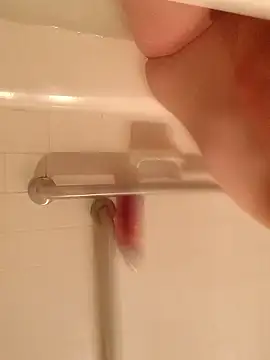 Snapshot of KITTYBOOBOOFUXX chatting on 11/15/25, 02:04 KITTYBOOBOOFUXX online show from 11/15/25, 02:04