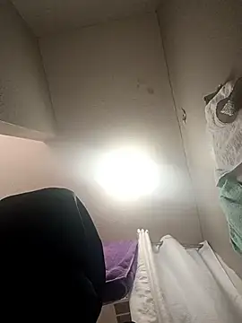 Snapshot of KITTYBOOBOOFUXX chatting on 01/18/26, 04:43 KITTYBOOBOOFUXX online show from 01/18/26, 04:43