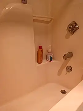 Snapshot of KITTYBOOBOOFUXX chatting on 11/30/25, 05:47 KITTYBOOBOOFUXX online show from 11/30/25, 05:47