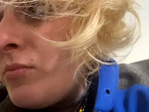 Snapshot of KITTYBOOBOOFUXX chatting on 01/07/26, 06:13 KITTYBOOBOOFUXX online show from 01/07/26, 06:13