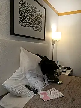 Snapshot of KITTYBOOBOOFUXX chatting on 10/25/25, 06:30 KITTYBOOBOOFUXX online show from 10/25/25, 06:30