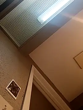 Snapshot of KITTYBOOBOOFUXX chatting on 11/15/25, 05:06 KITTYBOOBOOFUXX online show from 11/15/25, 05:06