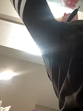 Snapshot of KITTYBOOBOOFUXX chatting on 12/23/25, 01:38 KITTYBOOBOOFUXX online show from 12/23/25, 01:38