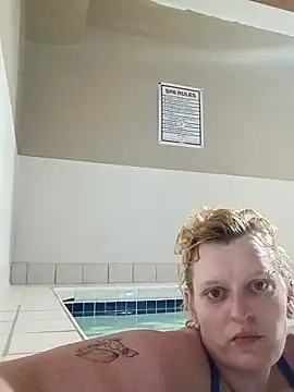 KITTYBOOBOOFUXX online show from 04/18/26, 01:19