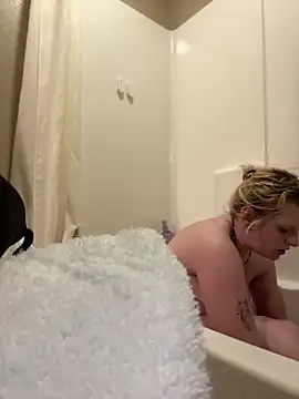 KITTYBOOBOOFUXX online show from 03/13/26, 02:16