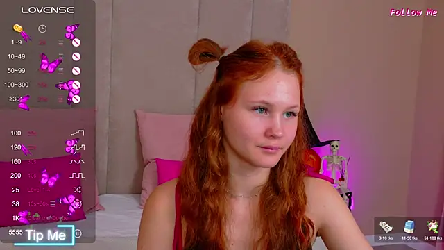 Snapshot of AmeliRoyse chatting on 10/24/25, 05:23 AmeliRoyse online show from 10/24/25, 05:23