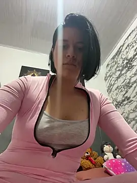 victoriacooper21 online show from 02/17/26, 10:18