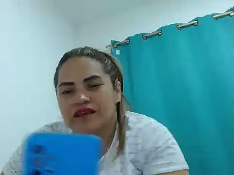 Milena Foox online show from 12/18/25, 01:11