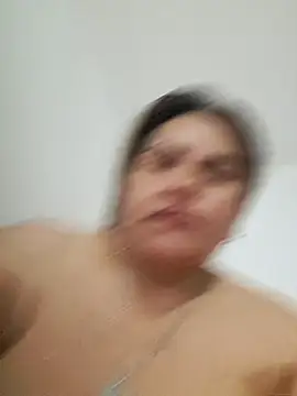 Milena Foox online show from 11/13/25, 04:11