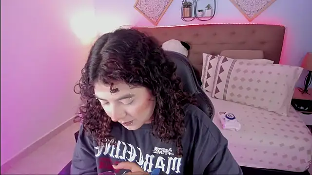  Lilly miller online show from 11/14/25, 08:23