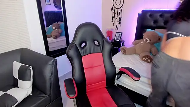  Lilly miller online show from 04/06/26, 03:02