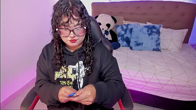  Lilly miller online show from 11/26/25, 06:08