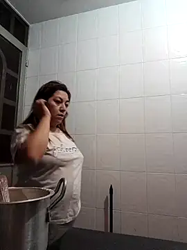 Snapshot of Luna-nevada chatting on 11/10/25, 09:47 Luna-nevada online show from 11/10/25, 09:47