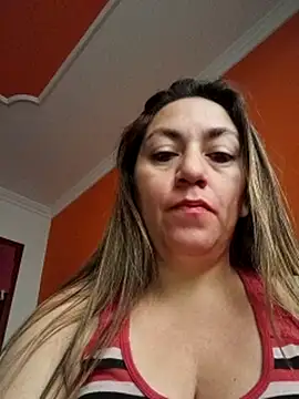 Snapshot of Luna-nevada chatting on 11/11/25, 12:11 Luna-nevada online show from 11/11/25, 12:11