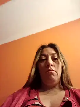 Snapshot of Luna-nevada chatting on 11/05/25, 11:24 Luna-nevada online show from 11/05/25, 11:24