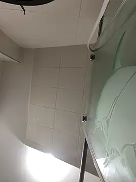 Snapshot of Luna-nevada chatting on 11/13/25, 10:08 Luna-nevada online show from 11/13/25, 10:08