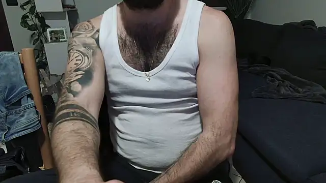 maialinofriuli online show from 11/11/25, 01:22