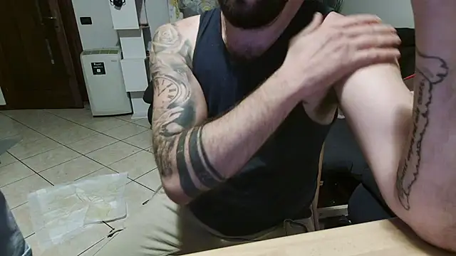 maialinofriuli online show from 09/21/25, 10:59