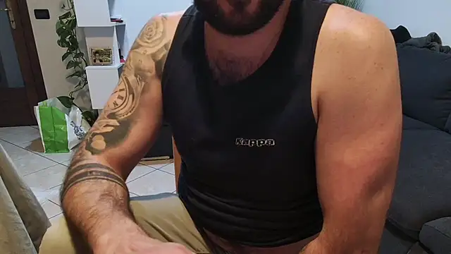 maialinofriuli online show from 11/20/25, 04:51